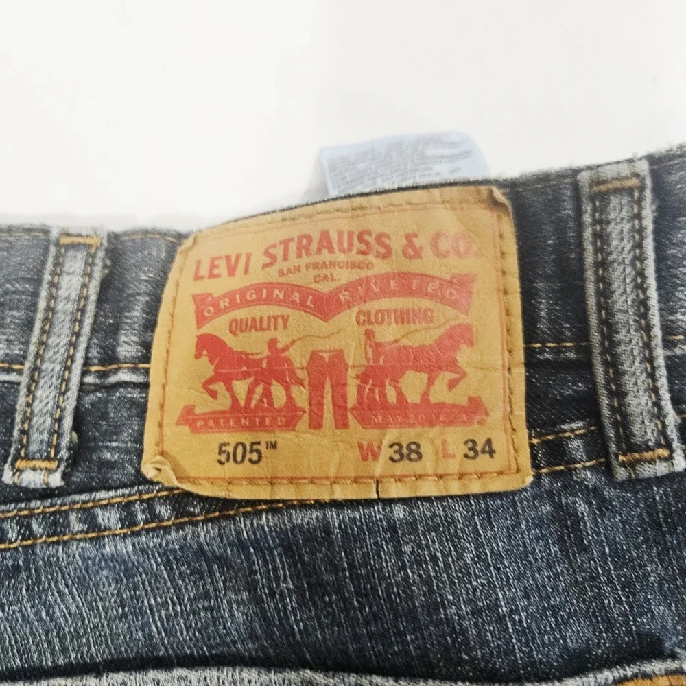 Levi's 505 Dark Blue Denim Regular Fit Men's Red Tab Straight Jeans Size 38 X 34
